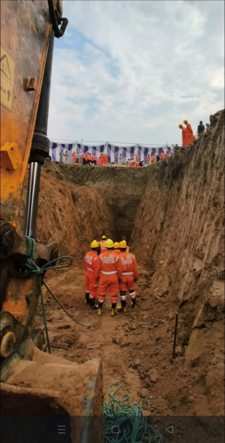 मिशन मयंक: उम्मीदों पर भर रहा पानी, खोदते ही आ रहा पानी, आगे नहीं बढ़ पा रहा मिशन