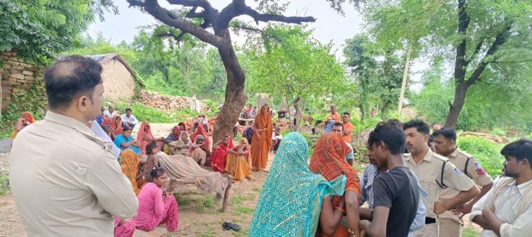 पत्नी के चरित्र पर था संदेह भाई ने भाई को कुल्हाड़ी मार कर उतार दिया मौत के घाट